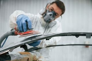 Karosserie- & Glasarbeiten